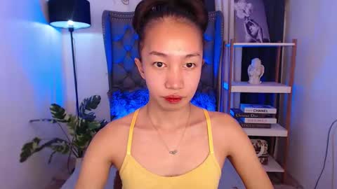 Snapshot of tskitty_girl chatting on February 12, 2026, 5:57 am tskitty_girl online show from February 12, 2026, 5:57 am