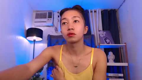 Snapshot of tskitty_girl chatting on February 12, 2026, 7:09 pm tskitty_girl online show from February 12, 2026, 7:09 pm