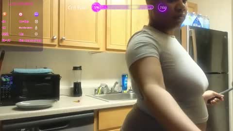 Chanel online show from December 29, 2024, 8:15 pm