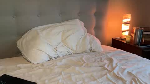 uncutnudist online show from October 25, 2025, 2:56 pm