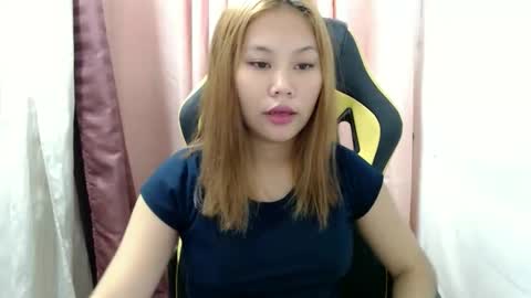 ur_small_girl online show from February 25, 2026, 3:05 am