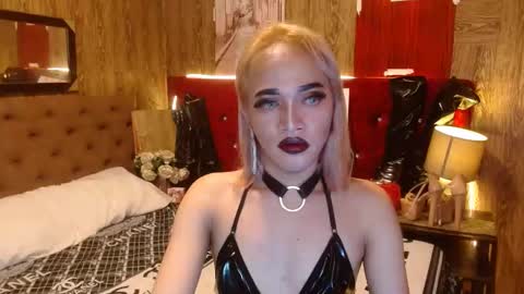 Snapshot of urcumgirlasiants chatting on January 3, 2025, 3:22 pm KENDALL online show from January 3, 2025, 3:22 pm