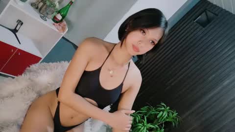 Snapshot of urfavouriteaddiction chatting on March 1, 2026, 7:49 pm Rianne online show from March 1, 2026, 7:49 pm