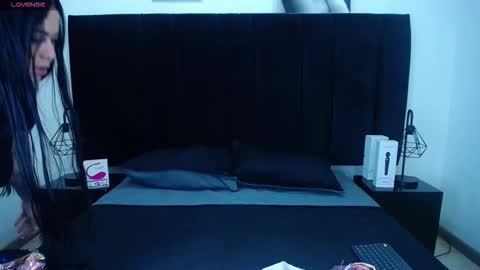 Snapshot of valentina_fox01_ chatting on February 8, 2026, 4:27 am Valentina online show from February 8, 2026, 4:27 am