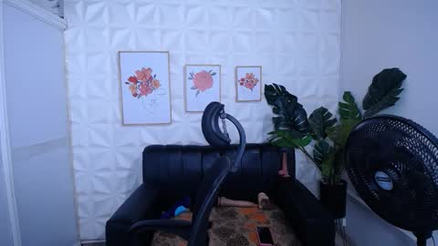 Valentina  online show from February 21, 2026, 3:51 am