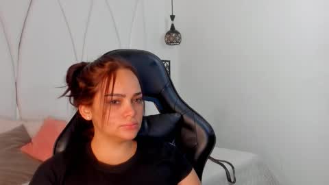   online show from September 12, 2025, 10:48 am