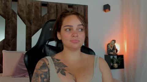   online show from September 25, 2025, 6:06 am