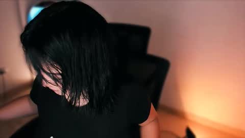 Valery Soto online show from September 18, 2025, 2:02 am