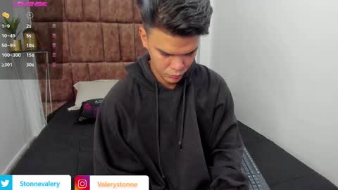 Snapshot of valerystonne_ chatting on December 26, 2024, 7:38 pm Valery Stonne online show from December 26, 2024, 7:38 pm