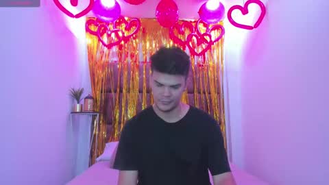 Snapshot of valerystonne_ chatting on February 13, 2025, 7:21 pm Valery Stonne online show from February 13, 2025, 7:21 pm