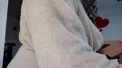 vanessa and samantha online show from February 18, 2026, 4:58 pm