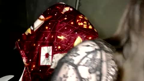 Snapshot of var_kiss chatting on February 14, 2026, 3:20 pm Var Kiss online show from February 14, 2026, 3:20 pm