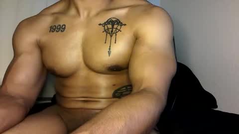 Vegas Love online show from December 5, 2025, 10:35 am