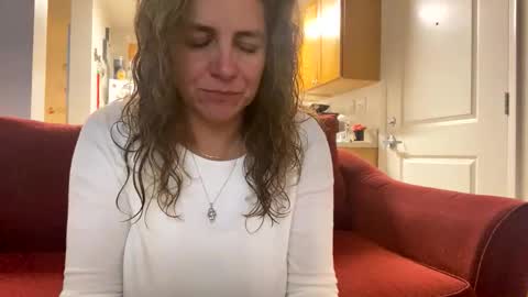 Velvet online show from December 20, 2025, 7:48 am