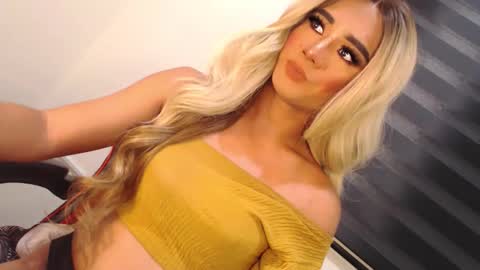 Richy will make you fall in love online show from November 13, 2025, 11:09 am