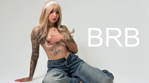 Shelly online show from November 24, 2025, 9:20 am