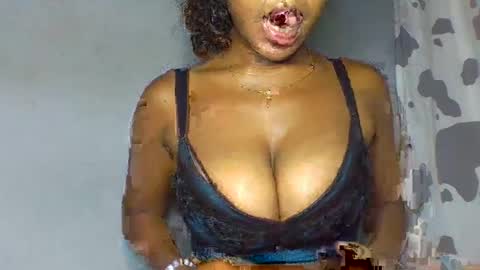 Snapshot of verolla31 chatting on February 27, 2025, 2:32 am verolla31 online show from February 27, 2025, 2:32 am