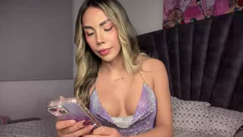 Snapshot of veronicadussan chatting on January 14, 2026, 3:01 am Miss Veronica dussan Tw Veronicasm IG Ashveronica online show from January 14, 2026, 3:01 am