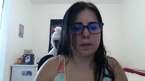 Snapshot of veruca99 chatting on November 13, 2025, 7:35 pm veruca99 online show from November 13, 2025, 7:35 pm