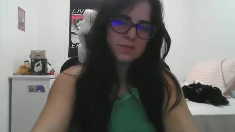 Snapshot of veruca99 chatting on November 29, 2025, 12:02 am veruca99 online show from November 29, 2025, 12:02 am