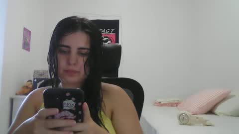 Snapshot of veruca99 chatting on November 30, 2025, 6:01 pm veruca99 online show from November 30, 2025, 6:01 pm