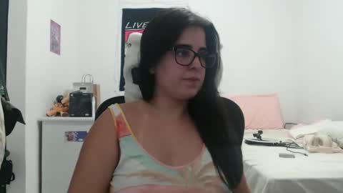 Snapshot of veruca99 chatting on December 21, 2025, 1:02 am veruca99 online show from December 21, 2025, 1:02 am