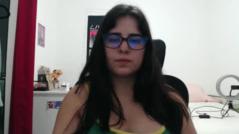 Snapshot of veruca99 chatting on February 12, 2026, 10:27 pm veruca99 online show from February 12, 2026, 10:27 pm