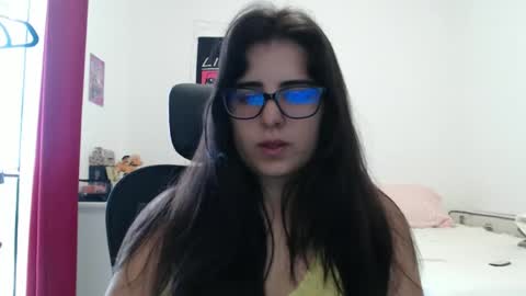 Snapshot of veruca99 chatting on February 13, 2026, 1:18 pm veruca99 online show from February 13, 2026, 1:18 pm