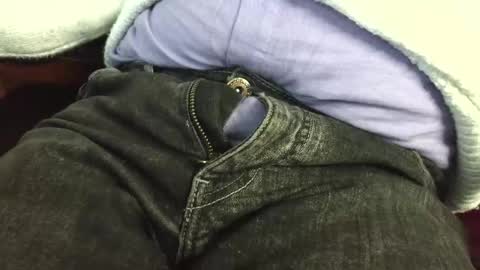 Erik online show from February 14, 2026, 7:49 am