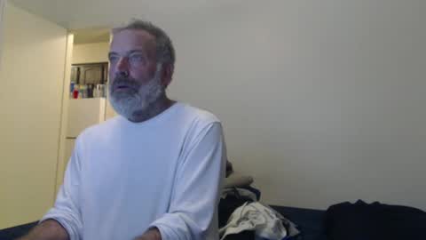 hairy man online show from February 16, 2025, 12:52 am