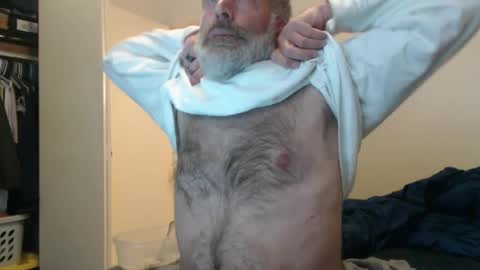 hairy man online show from February 21, 2025, 1:00 am