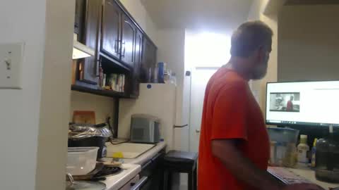 hairy man online show from September 20, 2025, 8:54 pm