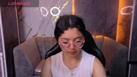 victoria_castillo_b online show from February 28, 2026, 3:07 am