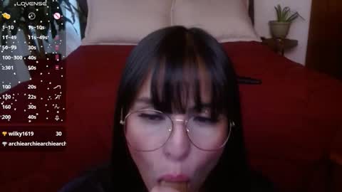 Snapshot of victoria_martelo chatting on February 11, 2026, 4:23 pm VICTORIA MARTELO online show from February 11, 2026, 4:23 pm