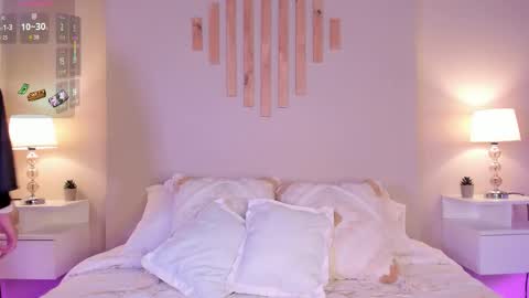 Snapshot of victorianoah_ chatting on March 2, 2026, 7:43 pm Victoria online show from March 2, 2026, 7:43 pm