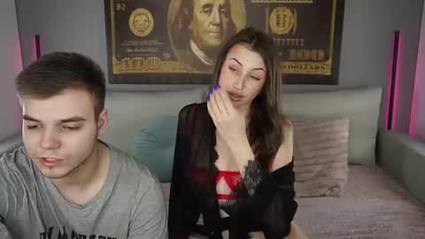 Snapshot of vikki_and_george chatting on September 12, 2025, 8:09 pm vikki and george online show from September 12, 2025, 8:09 pm