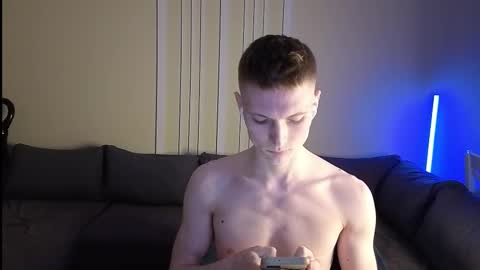 Snapshot of viksons chatting on March 1, 2026, 4:20 pm Max online show from March 1, 2026, 4:20 pm