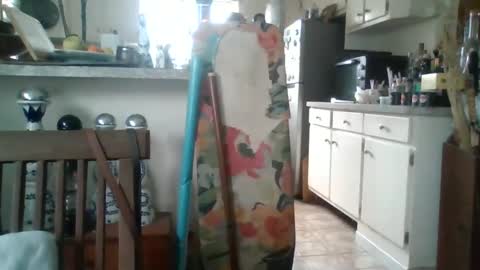 vilaingarcon971 online show from March 6, 2025, 11:47 am