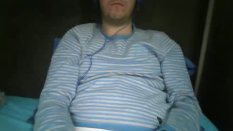 Snapshot of villainofstory chatting on October 4, 2025, 9:35 pm villainofstory online show from October 4, 2025, 9:35 pm