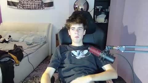 vinnie online show from September 14, 2025, 12:21 am