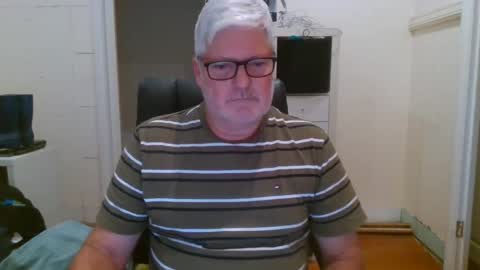 Snapshot of viper654321 chatting on December 25, 2024, 8:18 am viper654321 online show from December 25, 2024, 8:18 am