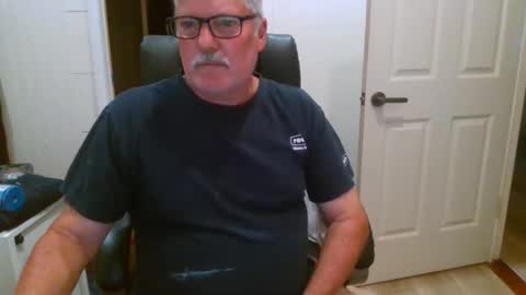 Snapshot of viper654321 chatting on October 13, 2025, 7:30 am viper654321 online show from October 13, 2025, 7:30 am