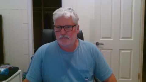 Snapshot of viper654321 chatting on November 6, 2025, 8:04 am viper654321 online show from November 6, 2025, 8:04 am