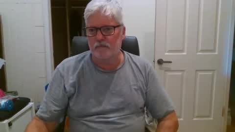 Snapshot of viper654321 chatting on December 18, 2025, 7:47 am viper654321 online show from December 18, 2025, 7:47 am