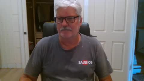 Snapshot of viper654321 chatting on March 3, 2026, 7:25 am viper654321 online show from March 3, 2026, 7:25 am