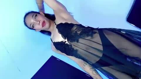 vixen online show from February 8, 2026, 6:17 am