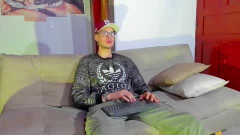 Snapshot of vlad__night chatting on February 5, 2026, 11:37 am Vlad online show from February 5, 2026, 11:37 am