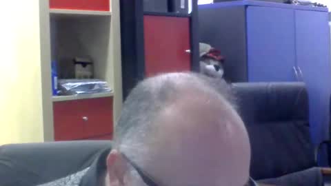 volpi72 online show from February 6, 2025, 7:07 pm