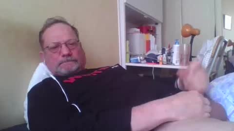 Snapshot of wanky357 chatting on February 23, 2026, 7:39 am Tibo Love online show from February 23, 2026, 7:39 am