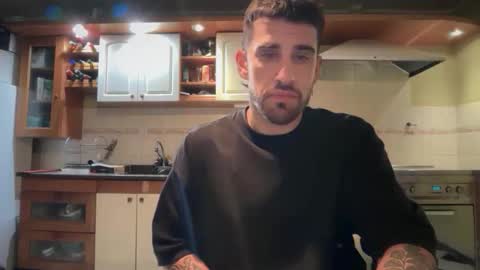 wearetwo online show from January 9, 2026, 7:22 am